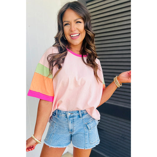 Losvallende dames top roze – vooraanzicht relaxte pose – Brunelle