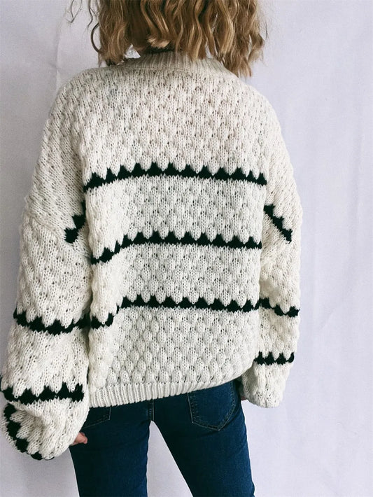 Achterkant contrast-gestreepte trui wit ‘Nina’ – ronde hals en lange mouw